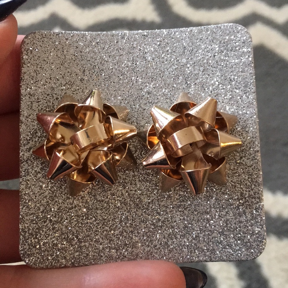 Francesca’s Gold Holiday Bow Earrings- NWT